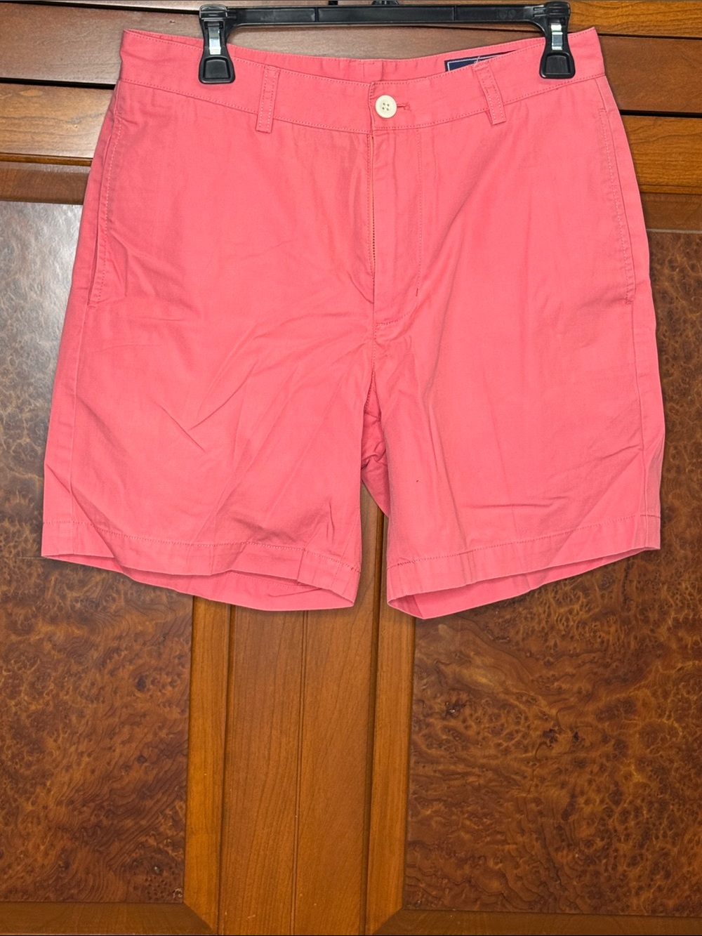 Vineyard Vines Coral Pink Flat Front Men's Club 30” waist 6” inseam Shorts